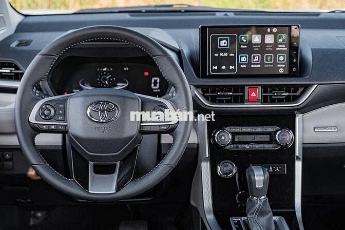 Toyota Veloz Cross 2025