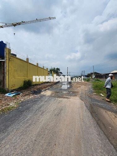 Bán đất thồ cư DT 1000m MT kinh đang làm nhựa 15m