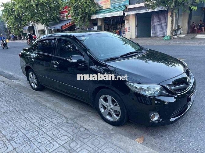 Toyota Corolla Altis 2011 2.0V - 11012 km