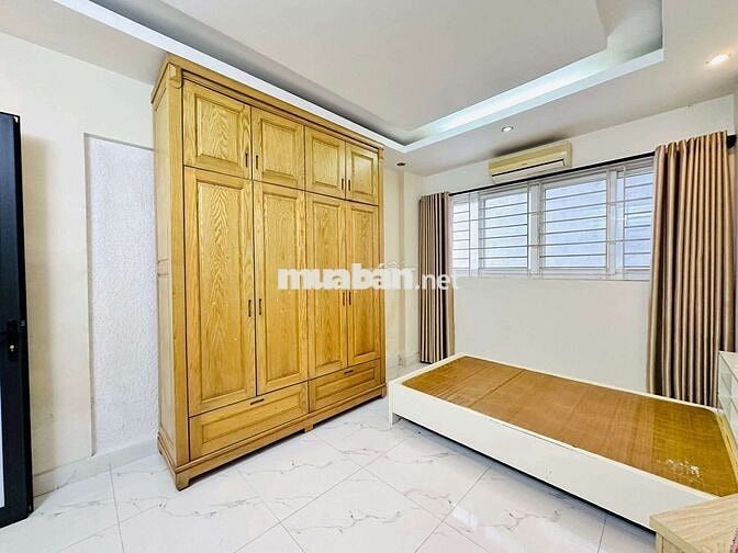 CẦU GIẤY - GẦN PHỐ - FULL NỘI THẤT - SỔ CHÍNH CHỦ - THIỆN CHÍ BÁN