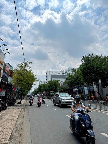 BÁN NHÀ MẶT TIỀN : 459 TRƯỜNG CHINH - P. 14 - Q. TÂN BÌNH - TPHCM