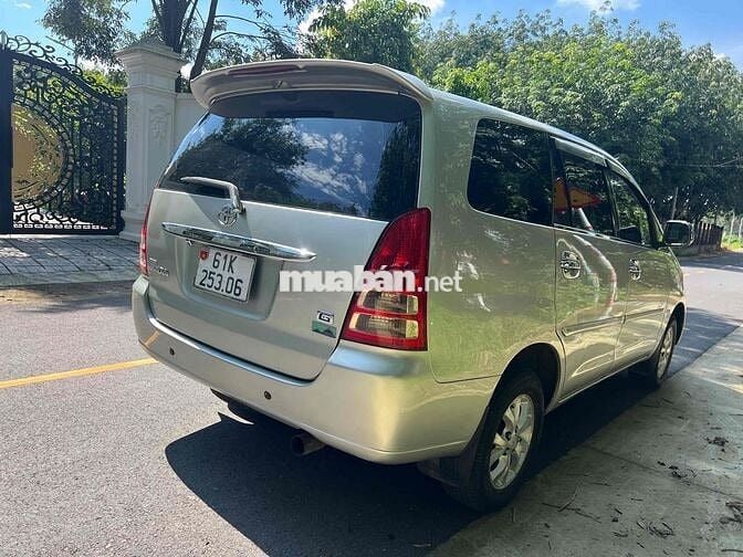 Toyota Innova 2006 G - 150000 km