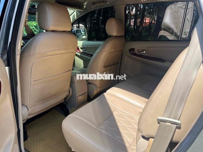 Toyota Innova 2006 G - 150000 km