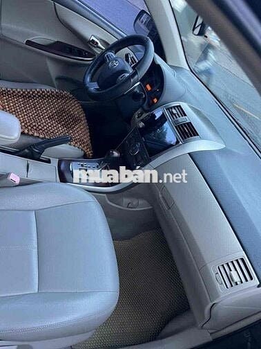 Toyota Corolla Altis 2011 2.0V - 11012 km