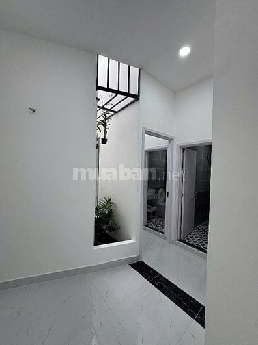 Bán nhà Mới 100%, xây dựng kiểu Vila hẻm 4m 1627 Huỳnh Tấn Phát, Q. 7 