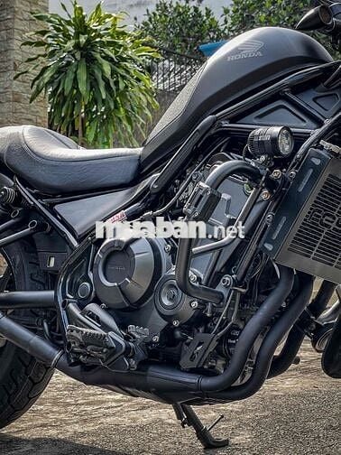 cần bán Honda Rebel500 có nhận giao lưu trao đổi.