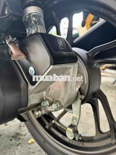 cần bán xe vario 125 . bs 92 chính chủ ký bán