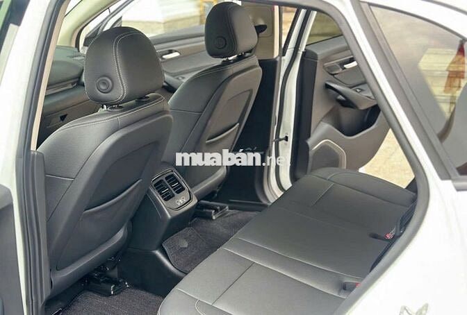 VinFast VF8 2023 Eco - 640000 km