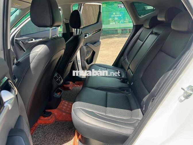 Kia Seltos 2024 1.5 Premium - 6.700km 1 chủ từ mơi