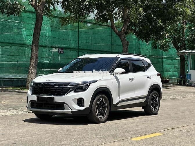 Kia Seltos 2024 1.5 Premium - 6.700km 1 chủ từ mơi