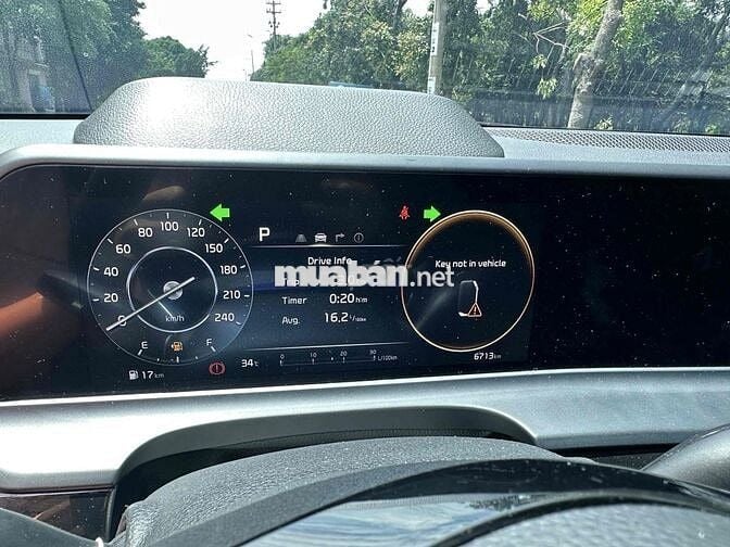 Kia Seltos 2024 1.5 Premium - 6.700km 1 chủ từ mơi