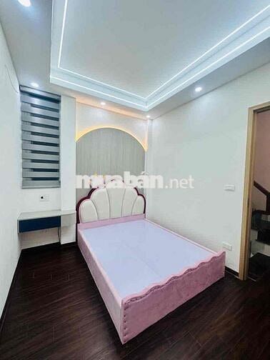 NHỈNH 10 TỎI SỞ HỮU NGAY NHÀ VĨNH PHÚC BA ĐÌNH 45M2 x 5TẦNG MỚI ĐẸP.
