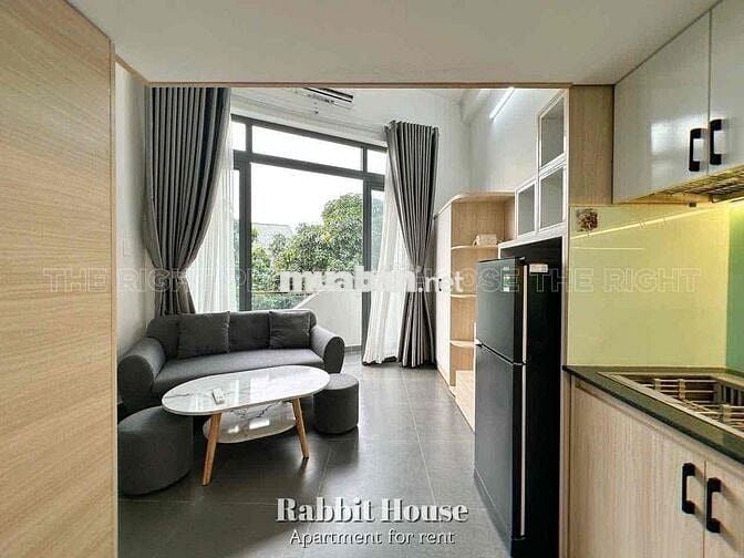 DUPLEX BAN CÔNG - FULL NỘI THẤT - TIỆN DI CHUYỂN QUA CÁC QUẬN