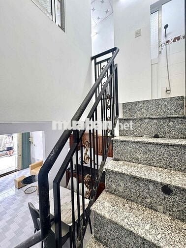 CHO THUÊ NHÀ TRỆT LẦU MỚI HẺM 311 NGUYỄN VĂN CỪ - 2 PN GIÁ RẺ