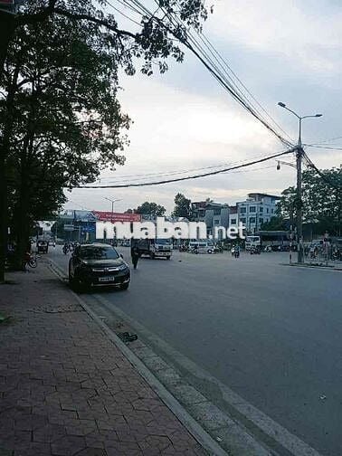 Bán nhà 106m2 - Mặt đường Ngọc Hồi - Kinh Doanh Đỉnh