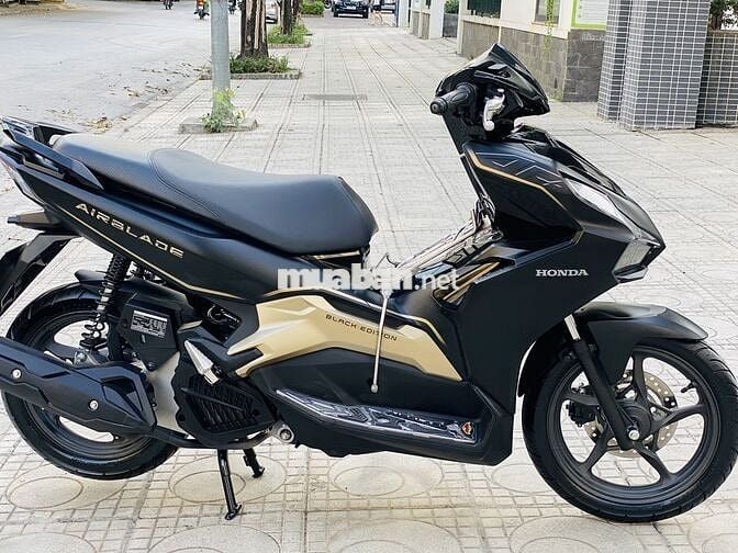 HONDA AIR BLADE 125 FI BẢN ĐEN SẦN KHÓA SMARKEY