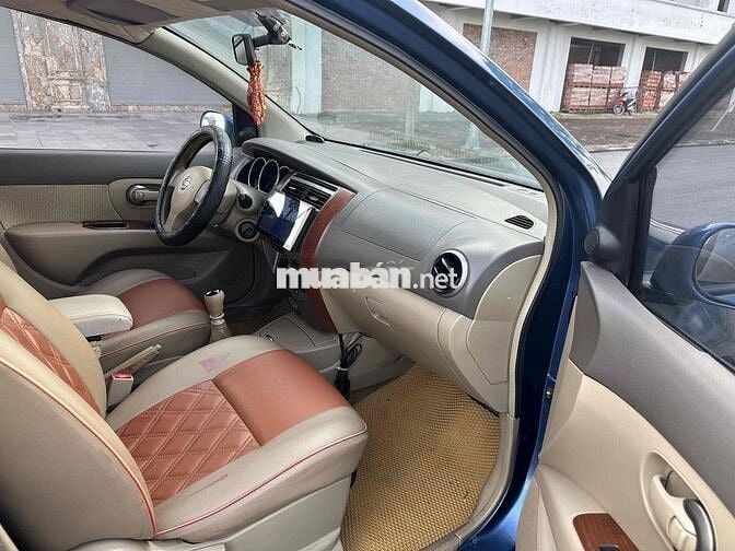 Nissan Livina 2011 - 184548 km