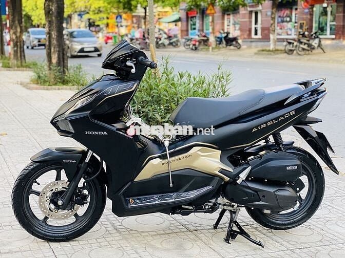 HONDA AIR BLADE 125 FI BẢN ĐEN SẦN KHÓA SMARKEY