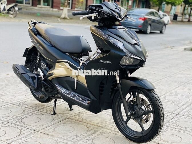 HONDA AIR BLADE 125 FI BẢN ĐEN SẦN KHÓA SMARKEY