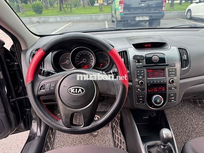 Kia Forte 2011 EX 1.6 MT