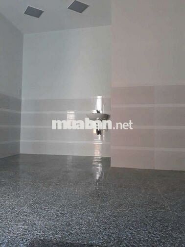 Cho thuê nhà NC lâu dài ko tăng giá. 1 trệt 1 lầu 1pn 2 WC