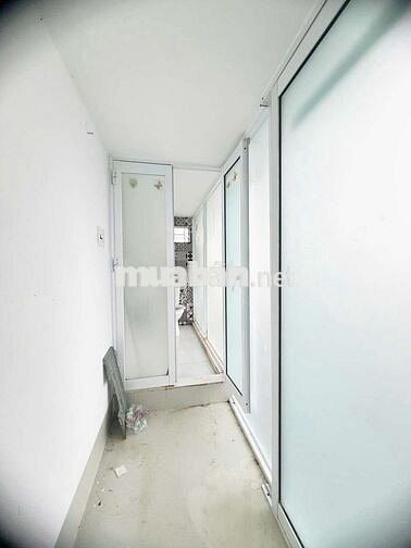 PHÒNG TRỌ VIEW KÍNH, 1 TRỆT 1 LẦU 1 LỬNG, TÁCH BẾP Q.TÂN BÌNH