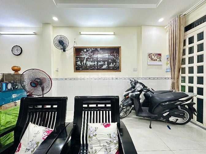 ⭐️Nhà 3 Lầu DT:4,5x10m CAO CẤP hẻm Cô Bắc, P1, Q.Phú Nhuận.