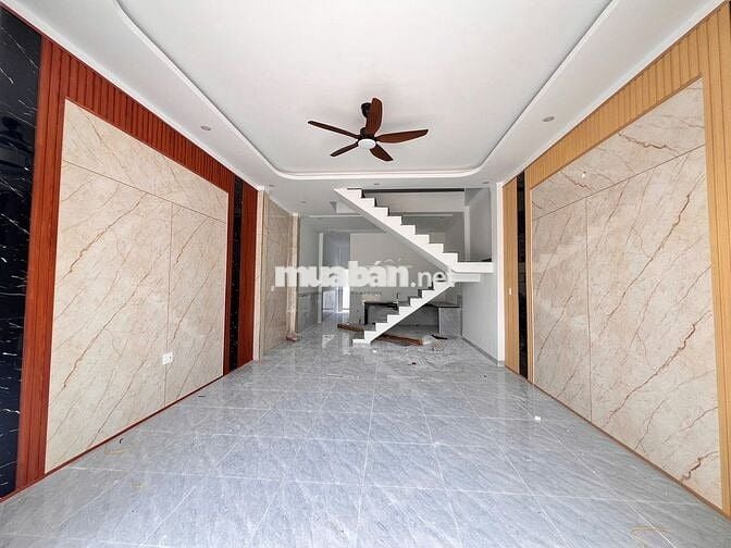 CHÍNH CHỦ BÁN NHÀ LẦU NẰM GIÁP BỬU LONG GẦN NGÃ TƯ TÂN TRIỀU