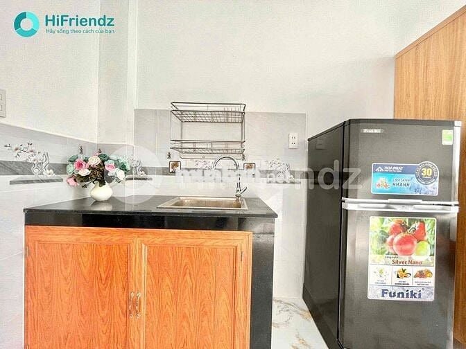 trống sẫn Studio bancol full nội thất nằm gần ĐH Van Lang , ĐH IUH