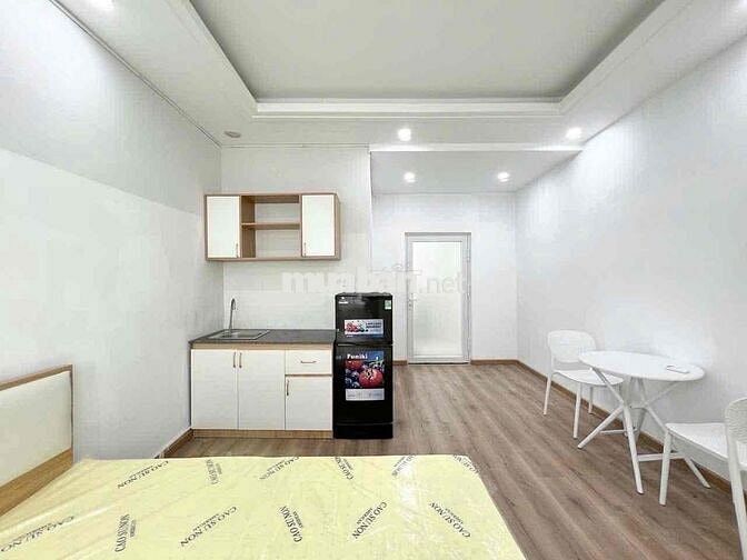 Giảm Giá Sâu 5tr7 Phòng 35m2 Ngay Bùi Đình Tuý Gần Hutech UEF Văn Lang