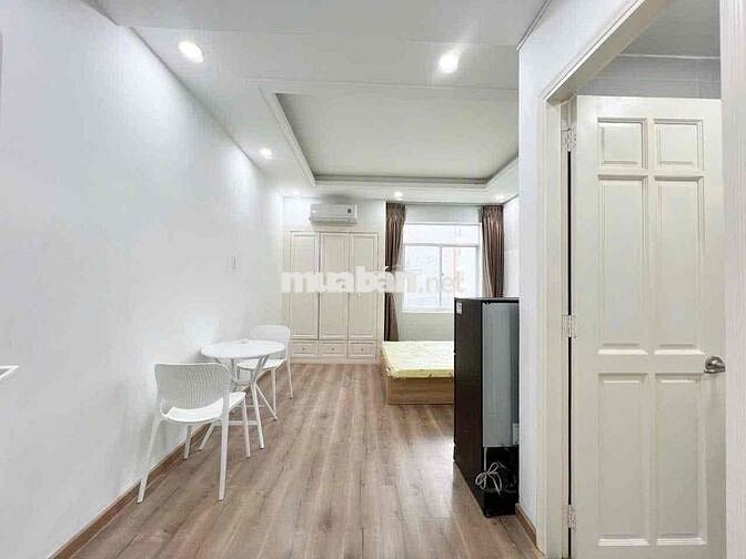 Giảm Giá Sâu 5tr7 Phòng 35m2 Ngay Bùi Đình Tuý Gần Hutech UEF Văn Lang