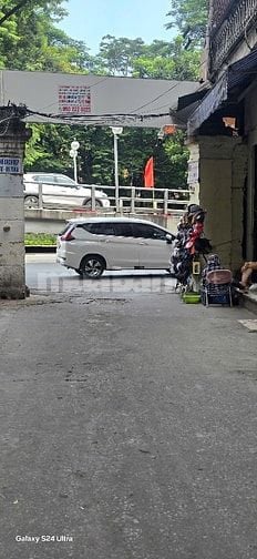 Bán nhà Tây Sơn, 4 Tầng, 2 Thoáng, Ngõ ô tô, Nhỉnh 6 tỷ.