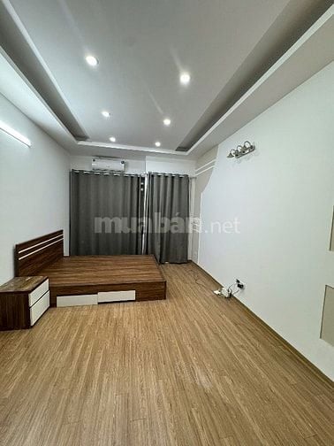 Bán nhà Tây Sơn, 4 Tầng, 2 Thoáng, Ngõ ô tô, Nhỉnh 6 tỷ.
