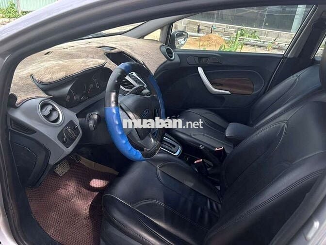 Xe chính chủ 2011 1.6 AT Sedan - 185000 km