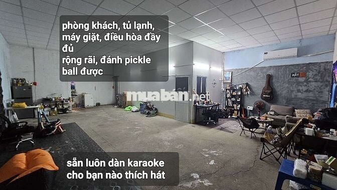 Share phòng đôi, không gian rộng rãi