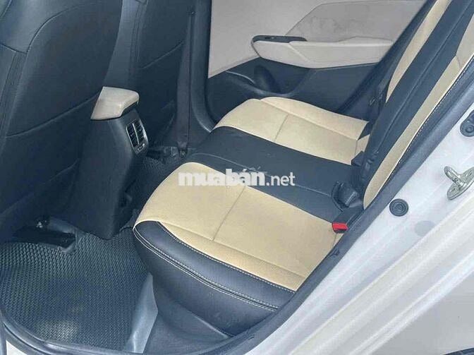 cần bán accent sx 2019 số sàn bản đủ bao zin chêch