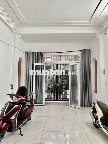 Nhà hẻm xe hơi 7A/29 Thành Thái, P.14, Q.10 - 4.5x20m - 2L