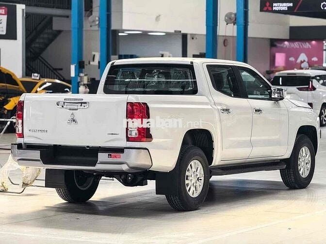Mitsubishi Triton 2025 Premium 2WD AT