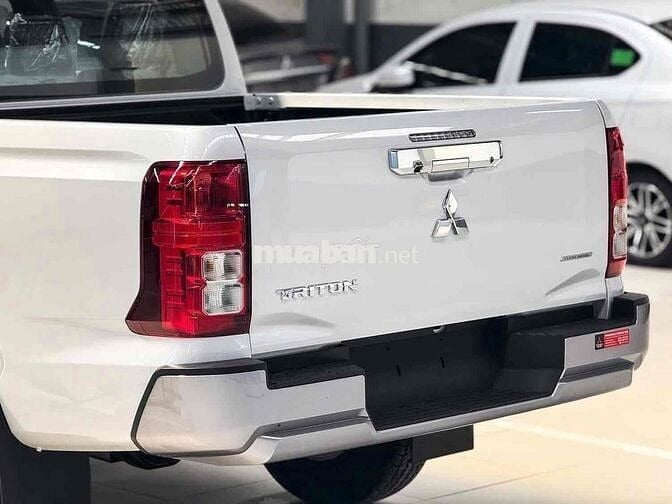 Mitsubishi Triton 2025 Premium 2WD AT