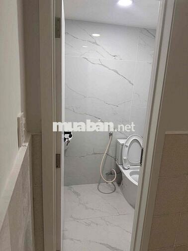CHO THUÊ NHÀ MẶT TIỀN ĐỪƠNG CALMETTE,BẾN THÀNH Q1( 3lẦU VÀ MẶT BẰNG