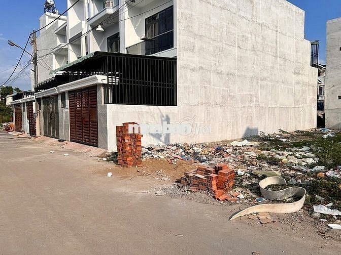 chính chủ sang gấp lô đất Q8. chính chủ