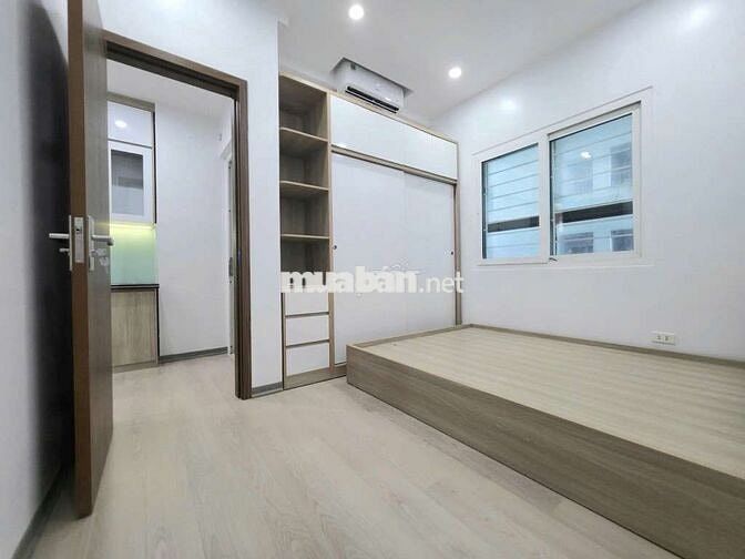 Bán căn hộ chung cư CT 12 kim văn kim lũ gần như mới tinh