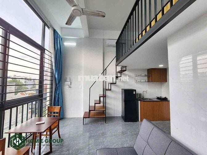 duplex cửa sổ lớn ánh sáng trời ngay trung tâm quận 7
