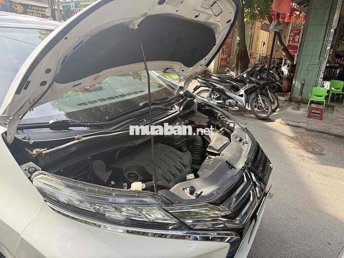 Mitsubishi Xpander 2020 AT - 4900 km