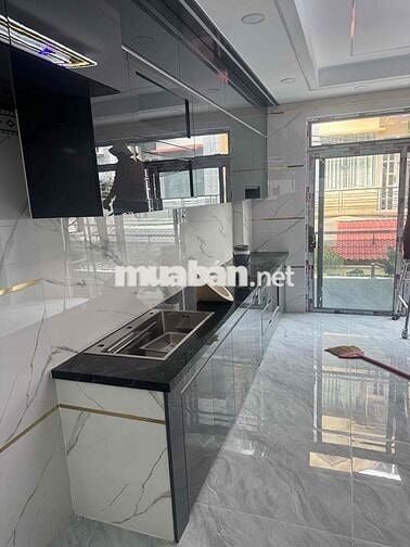 VỪA XÂY XONG NGAY LIÊN KHU 4-5