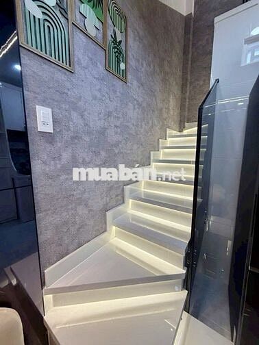 1TRỆT 1LẦU CÓ SÂN CHILLCÁCH MẶT TIỀN ĐƯỜNG 1CĂN.HUỲNH VĂN NHỆ. P12.GV