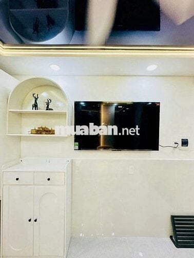 1TRỆT 1LẦU CÓ SÂN CHILLCÁCH MẶT TIỀN ĐƯỜNG 1CĂN.HUỲNH VĂN NHỆ. P12.GV