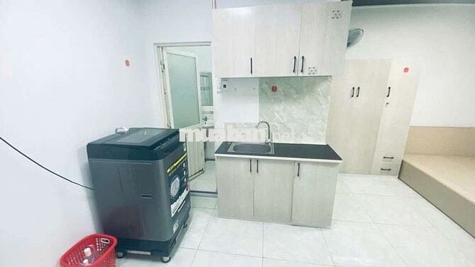 STUDIO TÁCH BẾP BAN CÔNG GẦN QUẬN 1 QUẬN 2 , UEF HUTECH HIU CÓ MGR