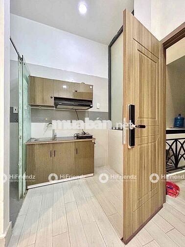 STUDIO BAN CÔNG FULL NỘI THẤT MỚI 100% - GẦN SÂN BAY - TÁCH BẾP