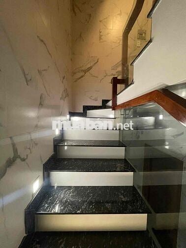 MẶT TIỀN NGAY CHỢ VẢI TÂN PHÚ 4 TẦNG NGANG 8M CHỈ HƠN 6 TỶ